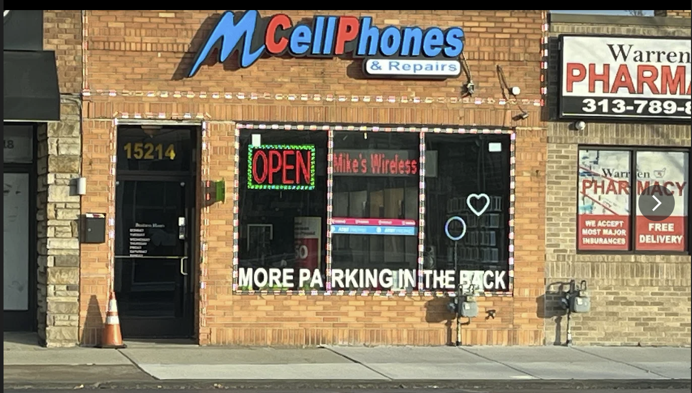 M Cellphones storefront at 15214 W Warren Ave